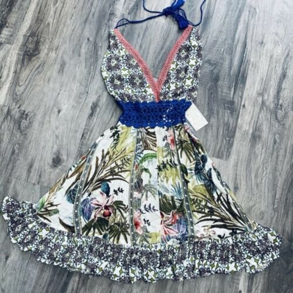 Chelsea & Violet Floral Crepe Lace Empire Waist HalterFlare Dress v neck low cut - Picture 2 of 8